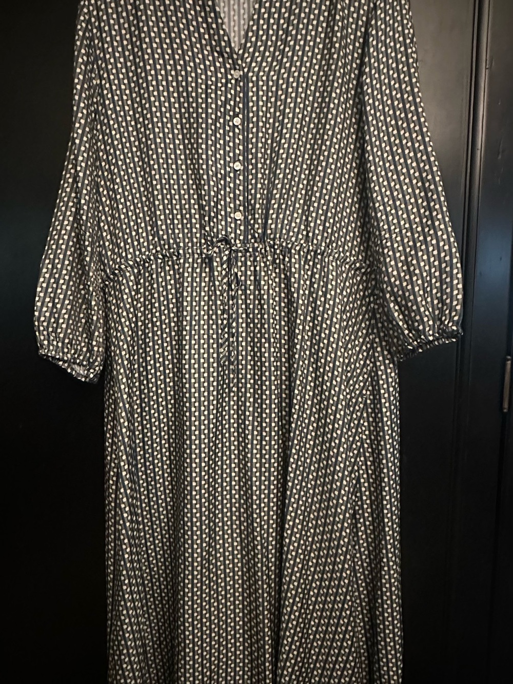 J. McLaughlin Blue and Green Patterned Midi Dress.